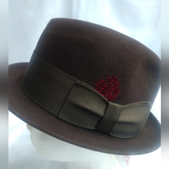 Vintage Dobbs Fifth Avenue Wool Brown Bowtie Feather Fedora Hat w/ Box - Picture 4 of 15